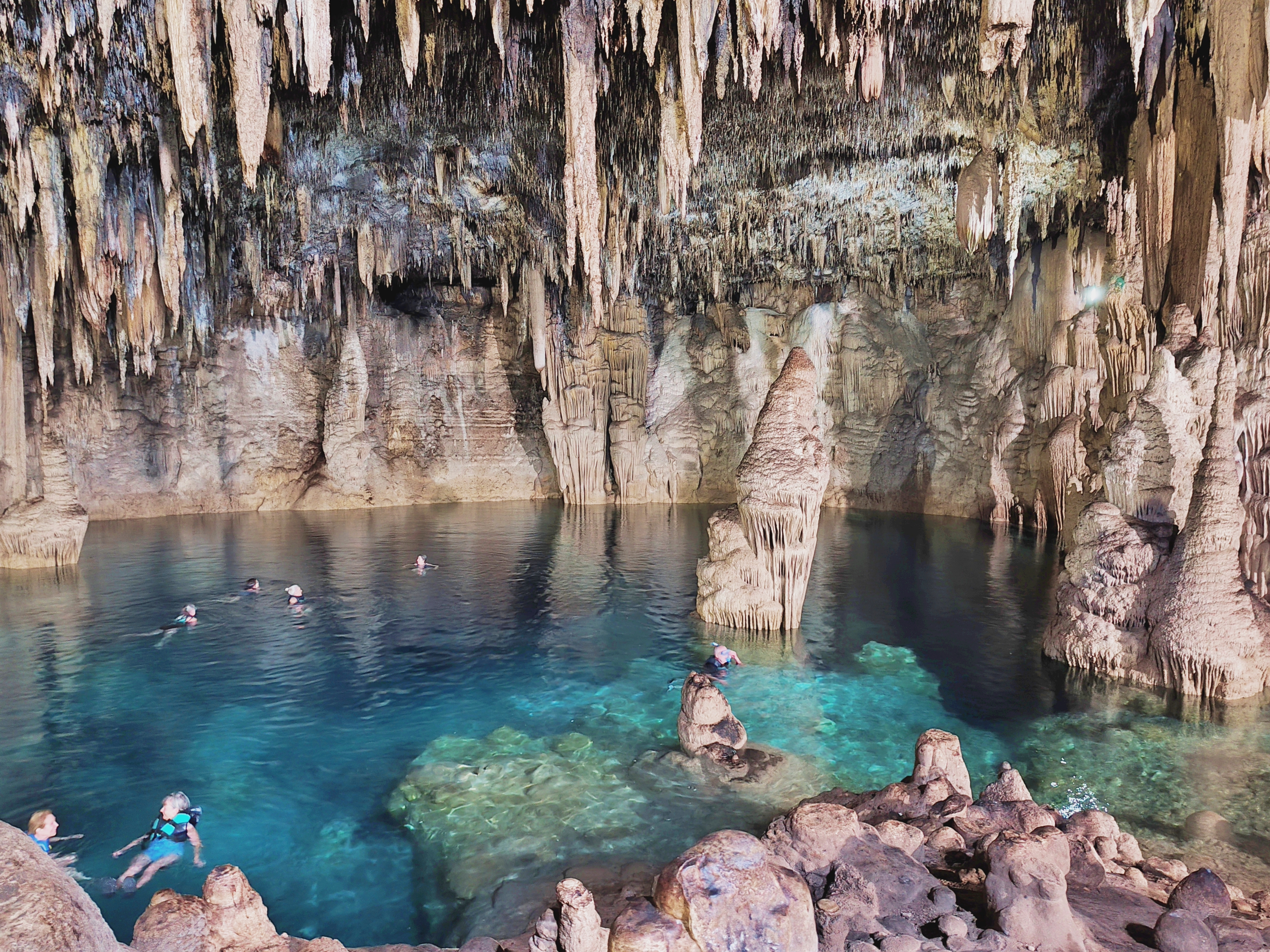 Choj Ha cenote